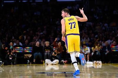 Redick: Doncic hizo un partido perfecto y tenía muchas ganas de anotar 50 puntos en el último momento